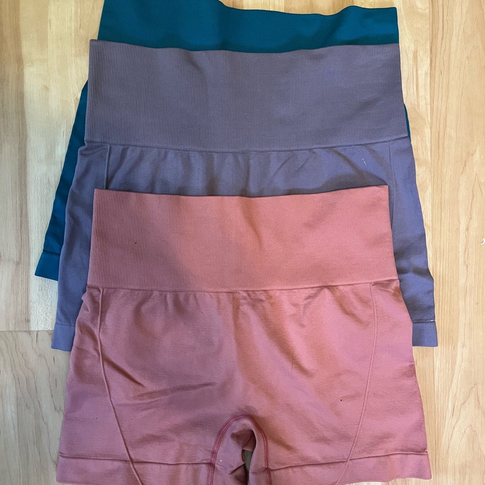 Women’s High-Waist Seamless Bike Shorts - Multi Color Pack